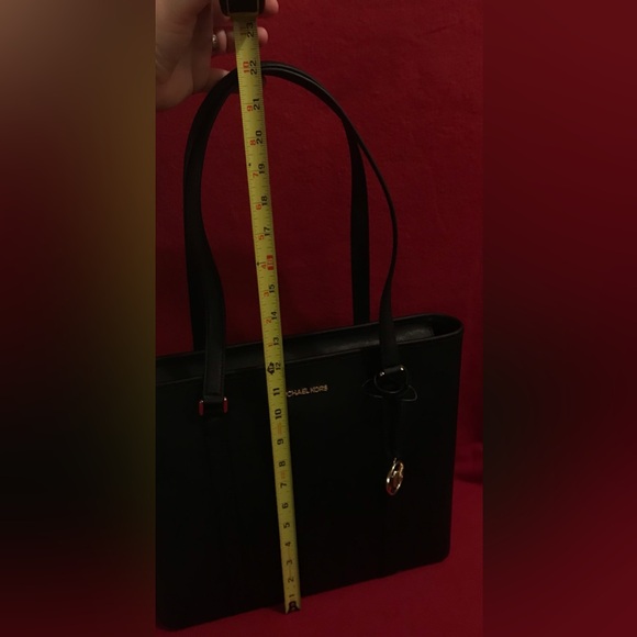 NWT Michael Kors Black Leather Tote Bag - Picture 4 of 16